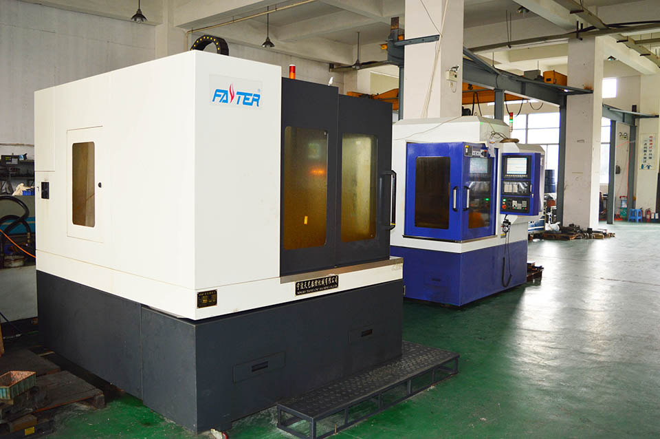 CNC數(shù)控車床