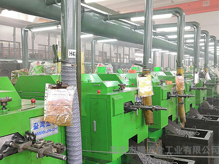 宏耀科技生產(chǎn)機臺一角