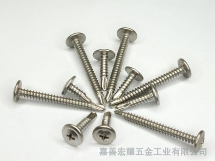 螺絲生產(chǎn)中常見的質量問題與原因